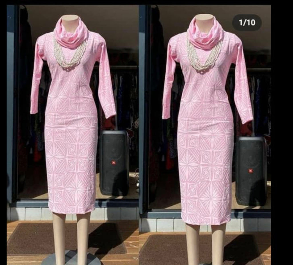 BODYCON TURTLENECK